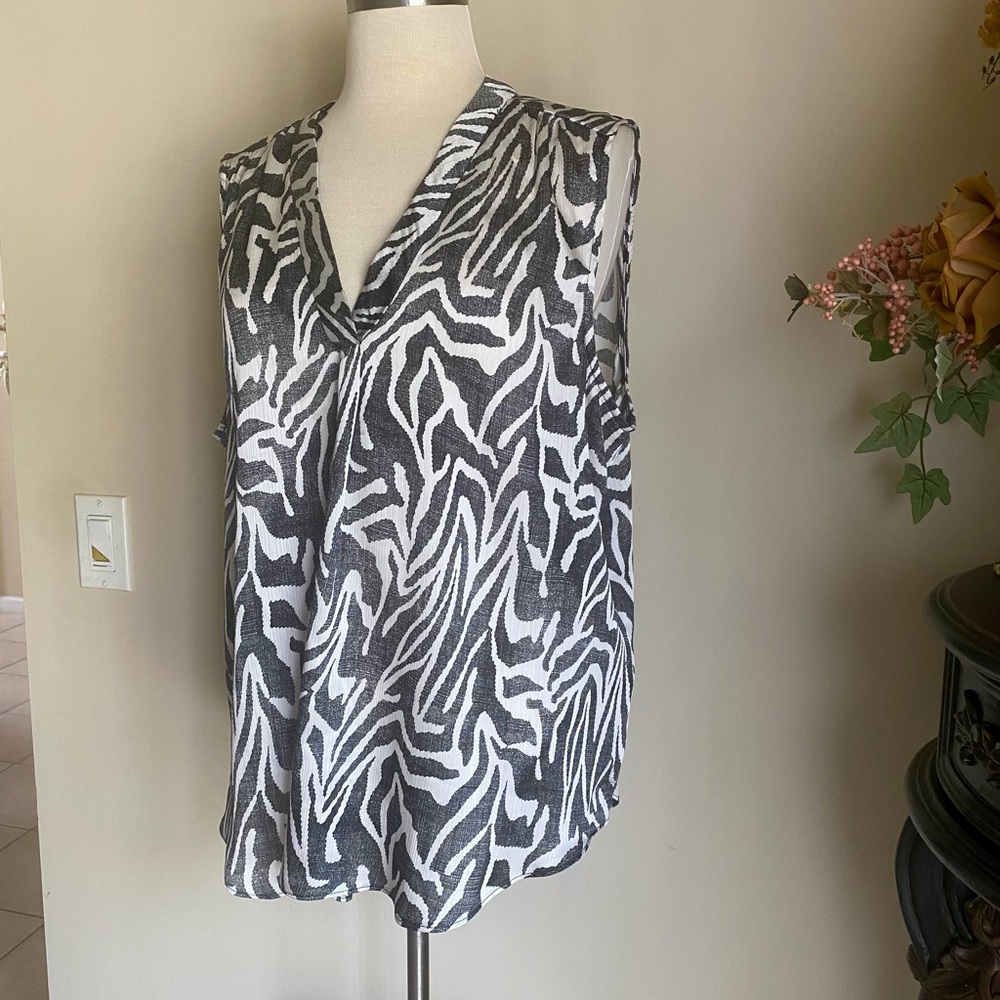 Vince Camuto Zebra Printtop blouse XL